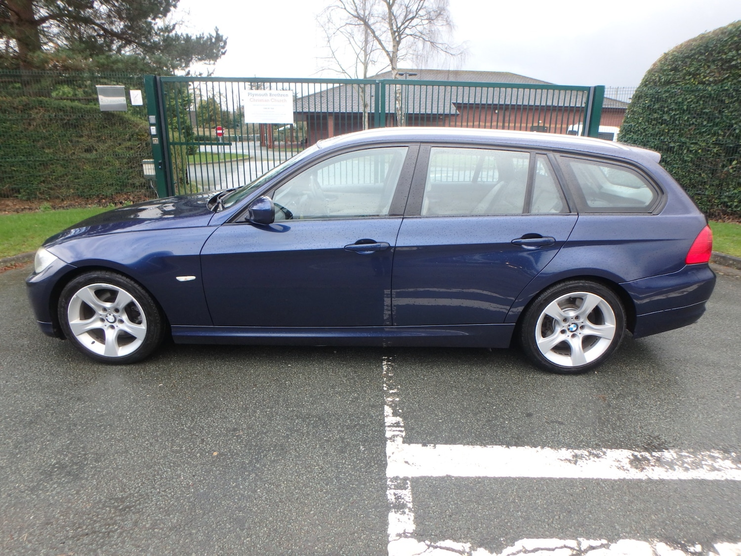 Used BMW 3 Series 2011 for sale - 77592430: Photo 4