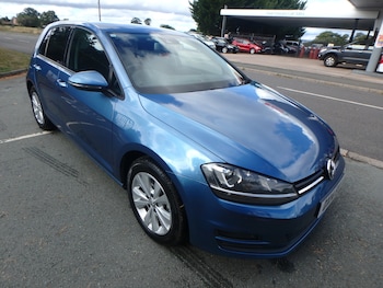 Used Volkswagen Golf 2014 for sale - 75773590: Photo