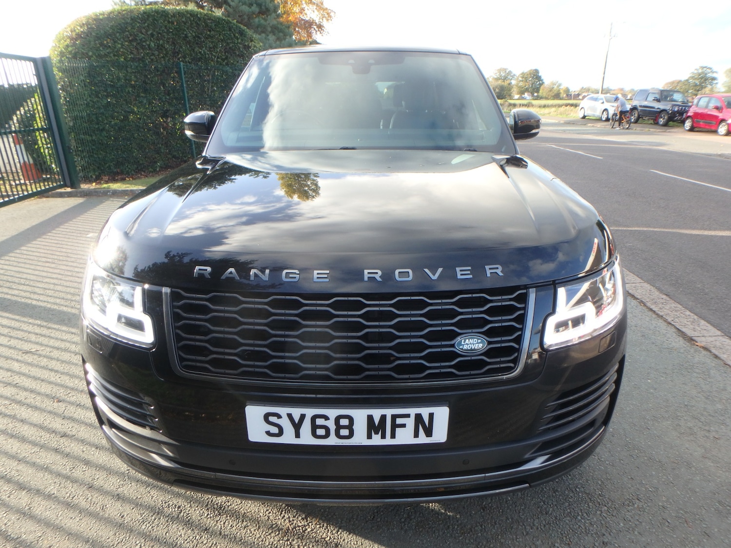 Used Land Rover Range Rover 2018 for sale - 76391417: Photo 2