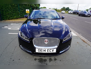 Used Jaguar XF 2014 for sale - 79053835: Photo