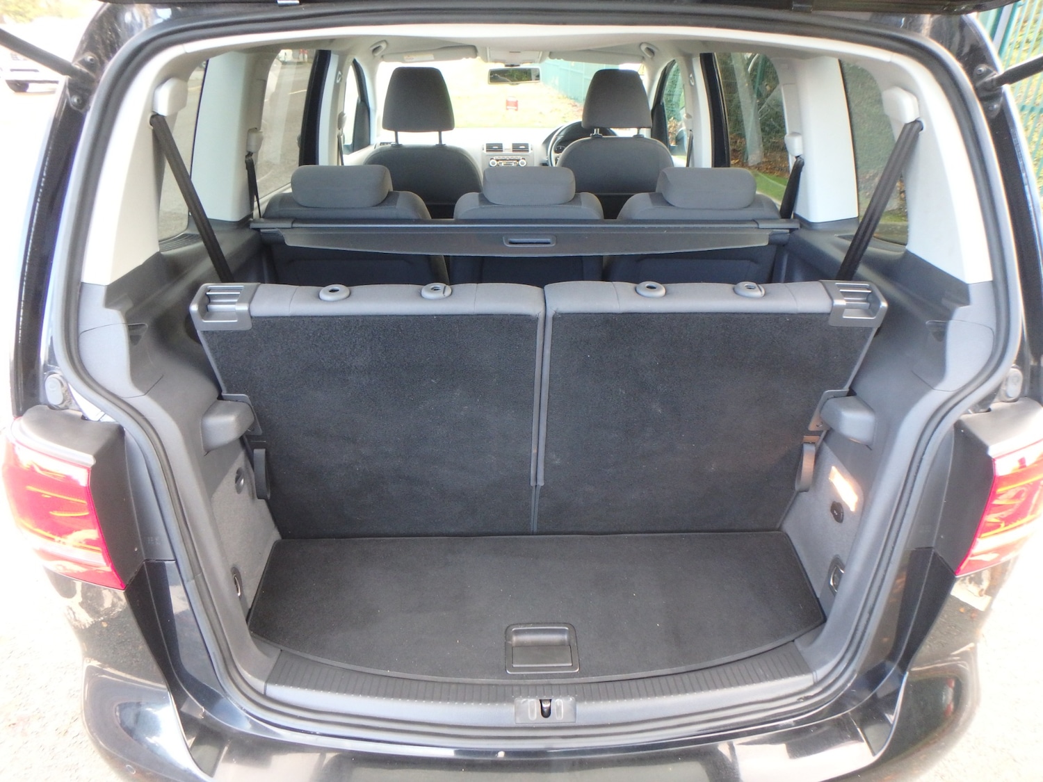 Used Volkswagen Touran 2025 for sale - 76554350: Photo 10