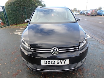 Used Volkswagen Touran 2012 for sale - 76554350: Photo