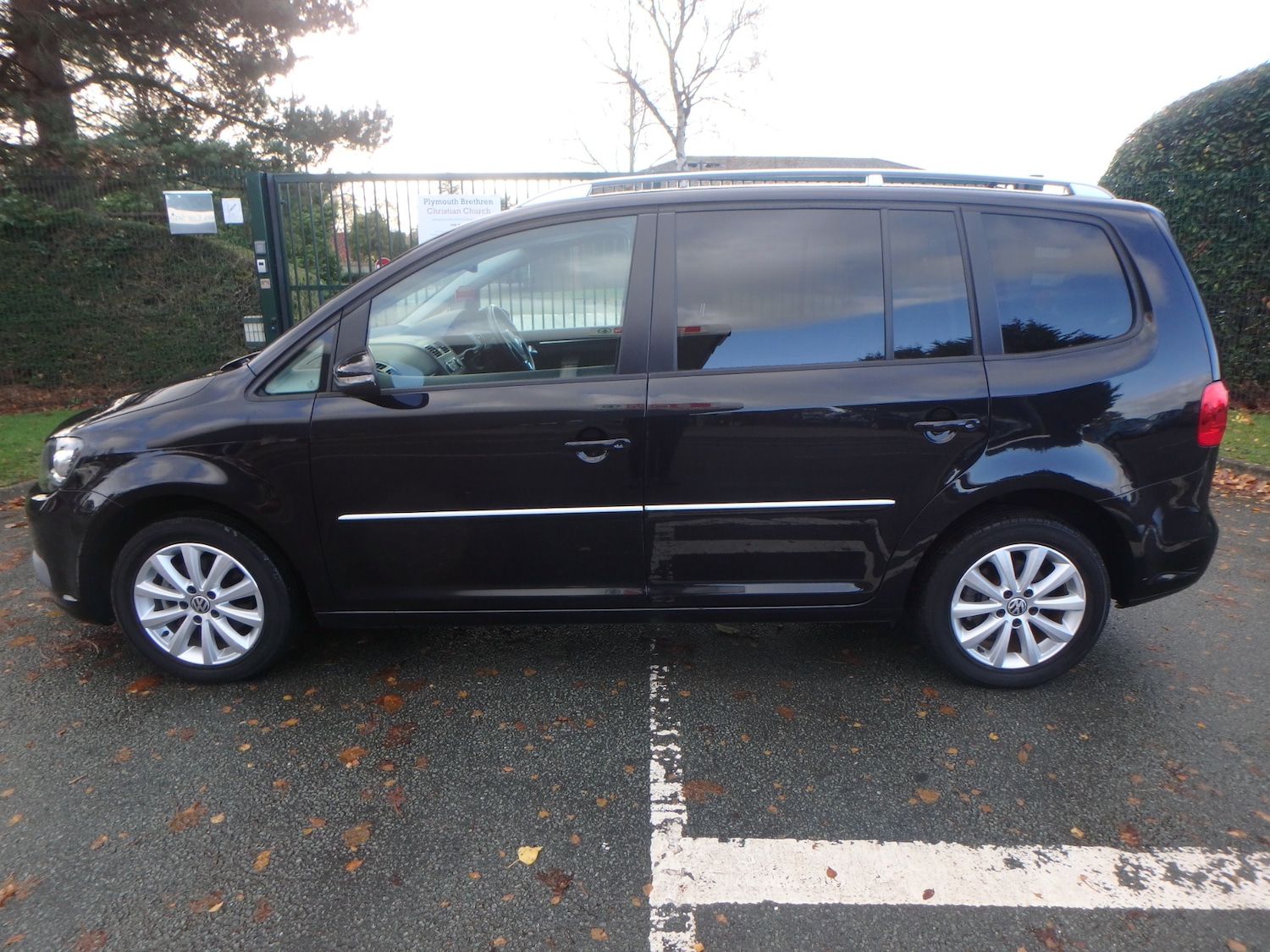 Used Volkswagen Touran 2025 for sale - 76554350: Photo 4