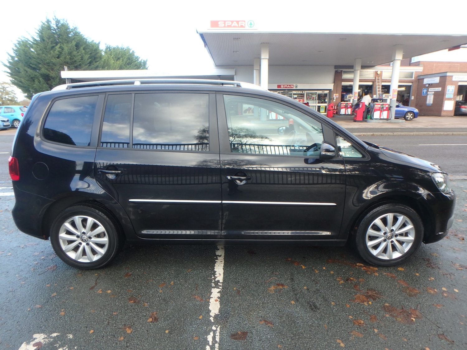 Used Volkswagen Touran 2025 for sale - 76554350: Photo 8