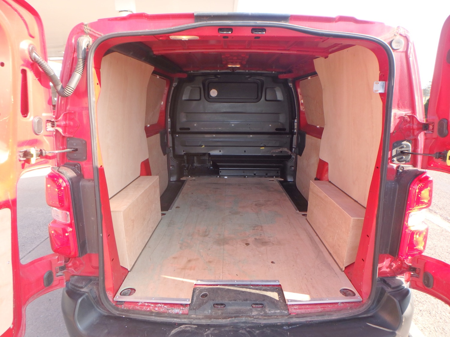 Used Peugeot Expert 2018 for sale - 77745219: Photo 10