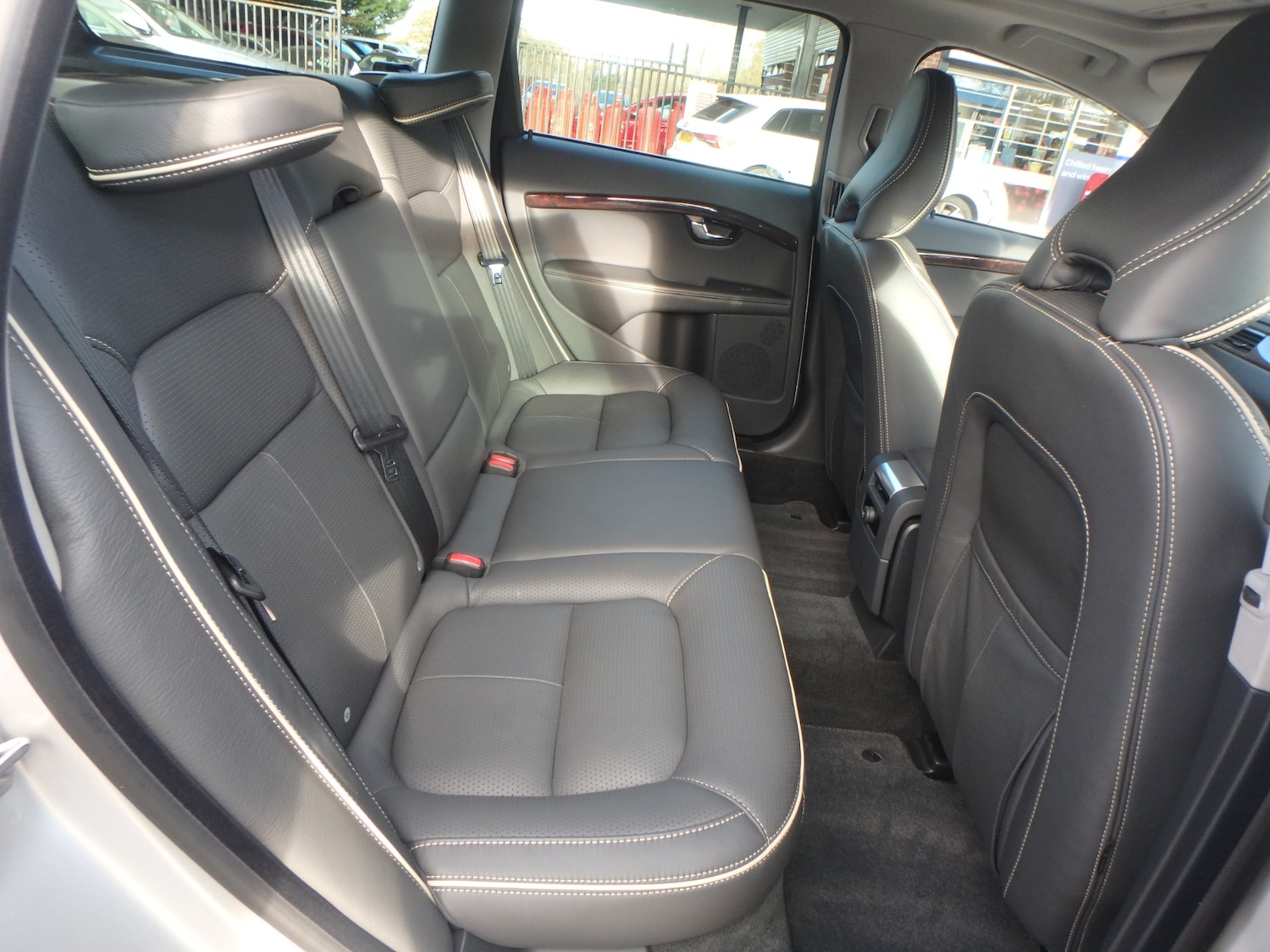 Used Volvo XC70 2015 for sale - 76577535: Photo 13