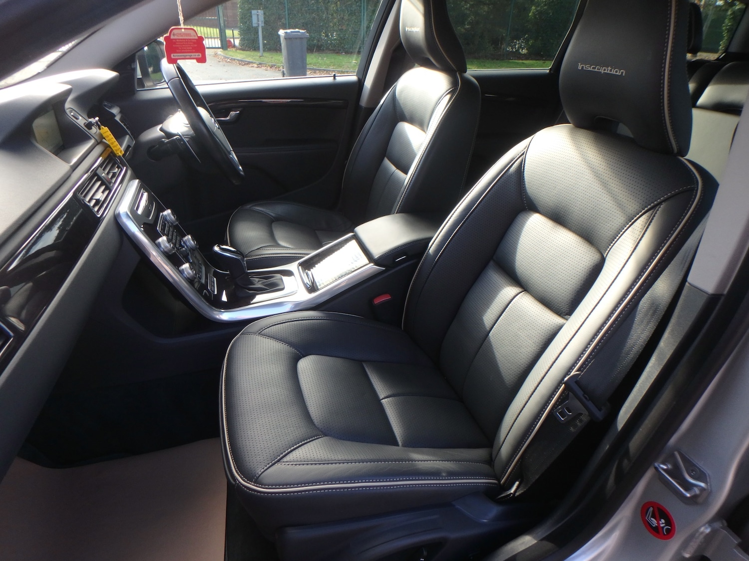 Used Volvo XC70 2015 for sale - 76577535: Photo 16