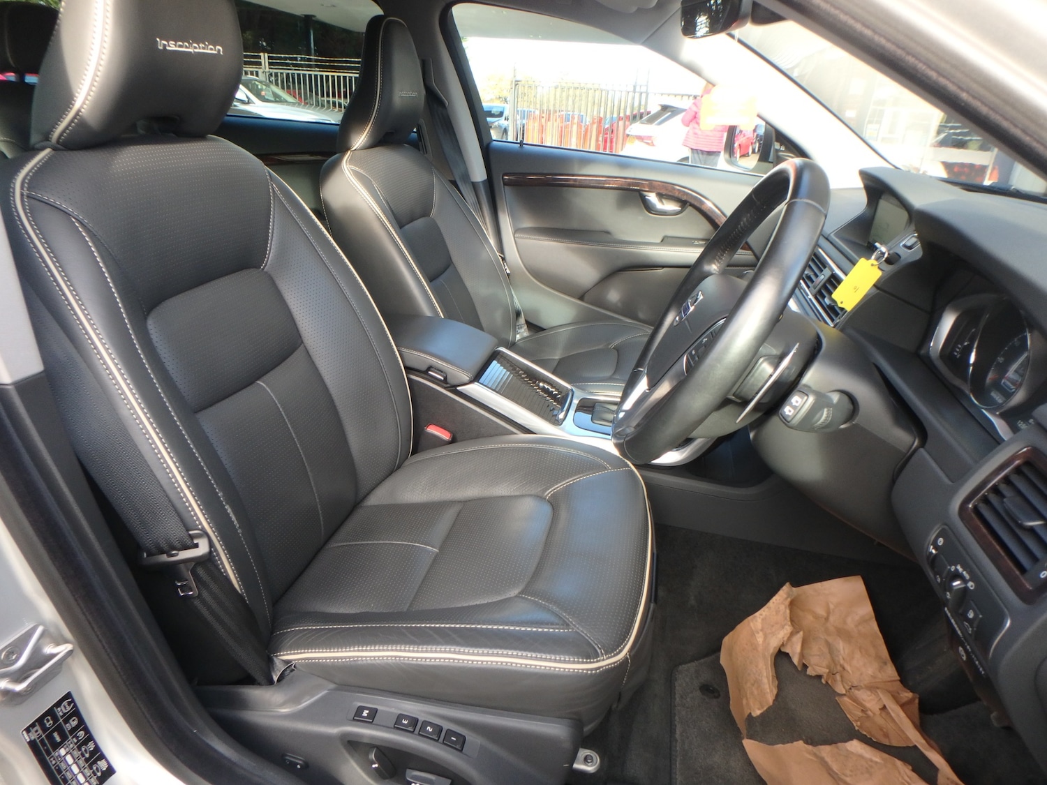 Used Volvo XC70 2015 for sale - 76577535: Photo 17