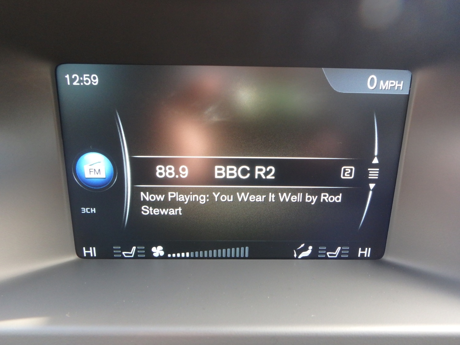 Used Volvo XC70 2015 for sale - 76577535: Photo 22