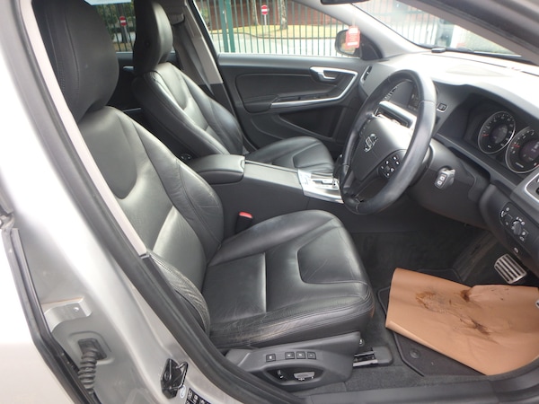 Used Volvo V60 2025 for sale - 75715600: Photo 17