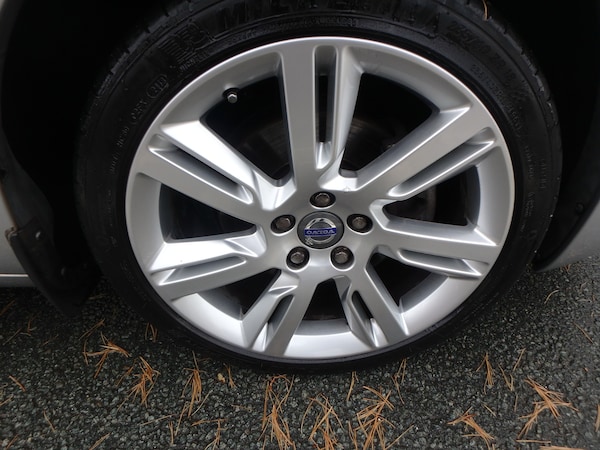 Used Volvo V60 2025 for sale - 75715600: Photo 9