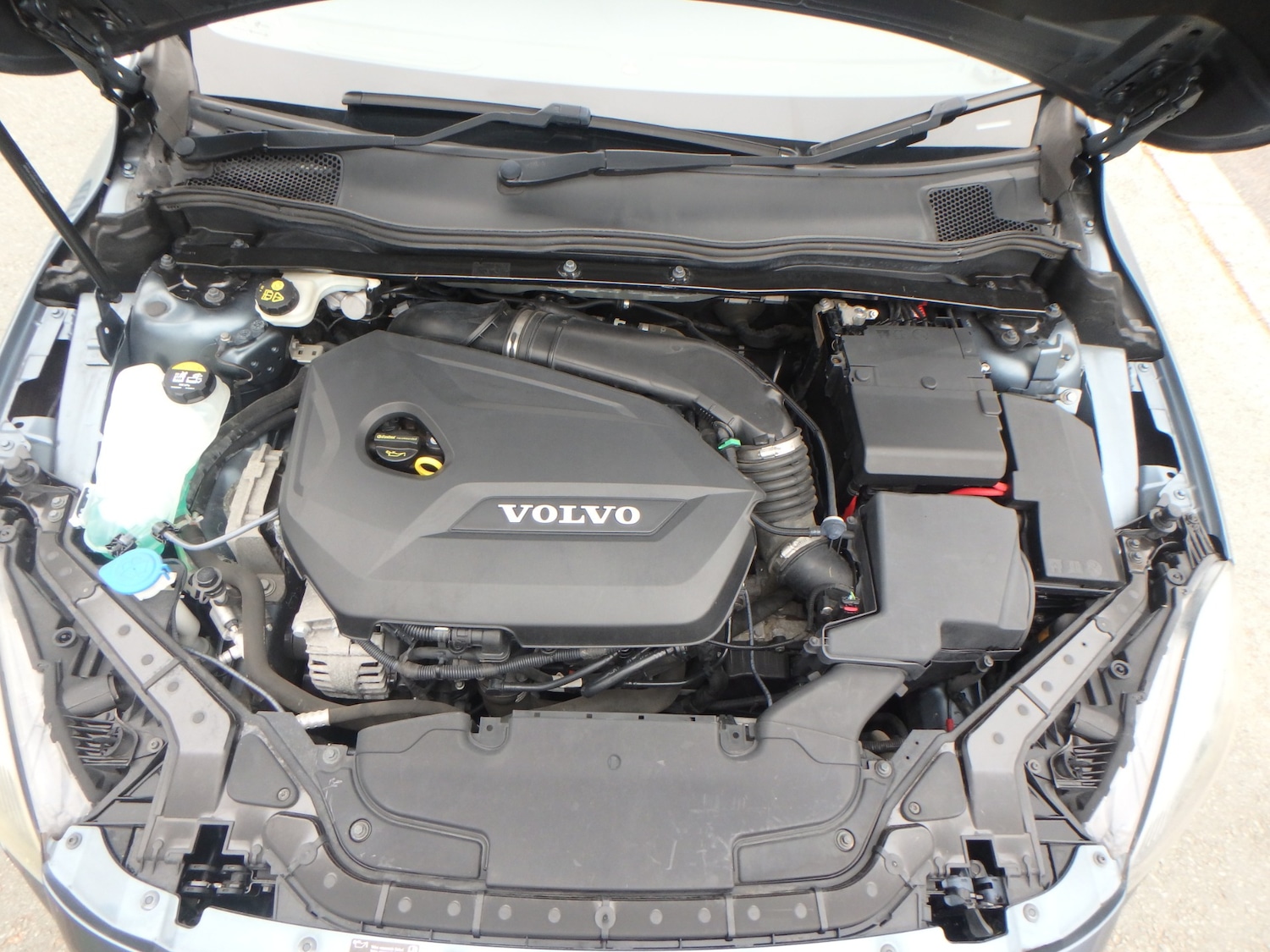 Used Volvo V40 2025 for sale - 76274892: Photo 25