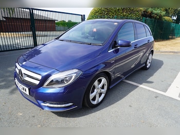 Used Mercedes-Benz B Class 2012 for sale - 79448147: Photo