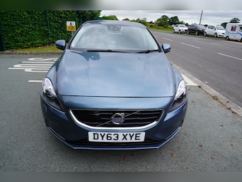 Used Volvo V40 2013 for sale - 78914835: Photo