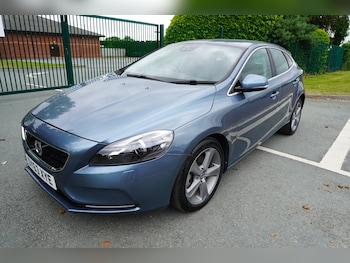 Used Volvo V40 2013 for sale - 78914835: Photo