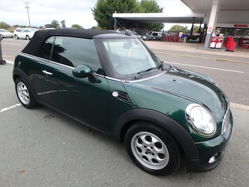 2013 (63) - 1.6 Cooper 2dr Automatic Convertible....ONLY 6582 Miles