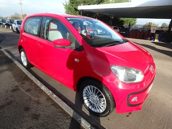 2025 (62) - High Up Automatic...Only 5369 Miles 5-Door