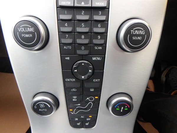 Used Volvo V50 2012 for sale - 76219343: Photo 17