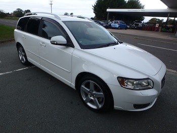 2012 (12) - SE Lux 2.0cc Automatic Estate (Classic) Only 17571 Miles