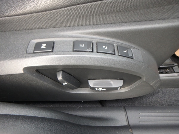Used Volvo V50 2012 for sale - 76219343: Photo 22