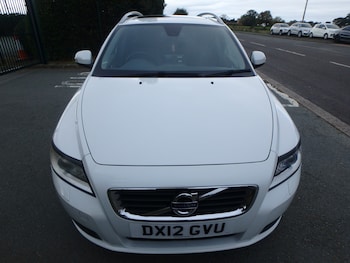 Used Volvo V50 2012 for sale - 76219343: Photo 2