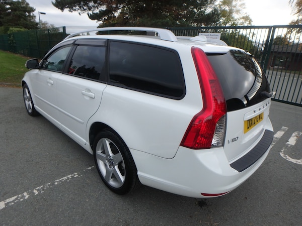 Used Volvo V50 2012 for sale - 76219343: Photo 5