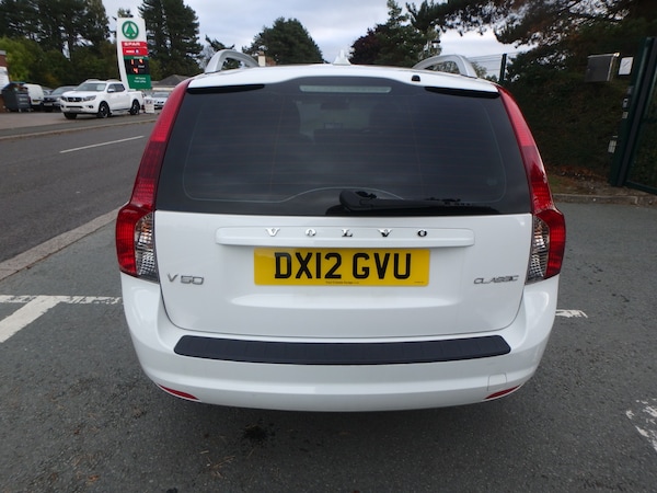 Used Volvo V50 2012 for sale - 76219343: Photo 6