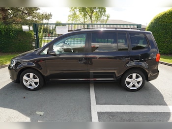 Used Volkswagen Touran 2013 for sale - 78497308: Photo