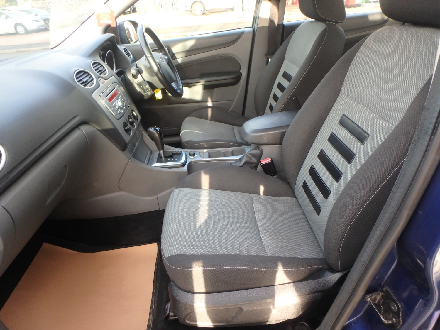 Used Ford Focus 2009 for sale - 76794731: Photo 13