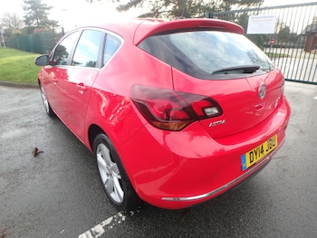 Used Vauxhall Astra 2014 for sale - 76948557: Photo