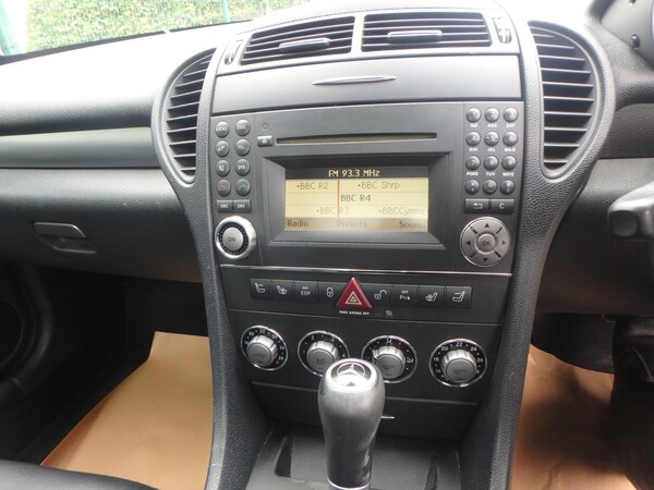 Used Mercedes-Benz SLK 2009 for sale - 75699965: Photo 14