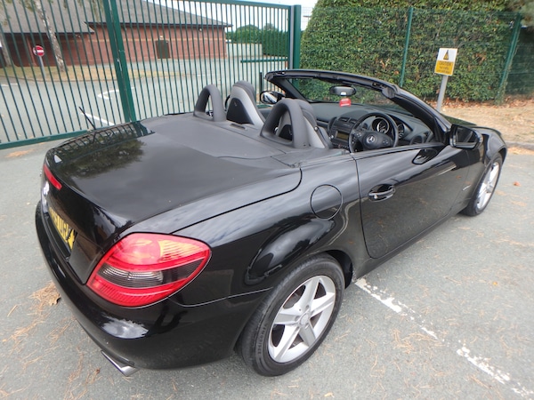 Used Mercedes-Benz SLK 2009 for sale - 75699965: Photo 17
