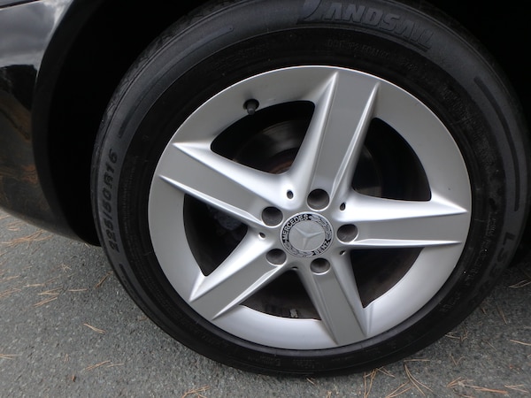 Used Mercedes-Benz SLK 2009 for sale - 75699965: Photo 9