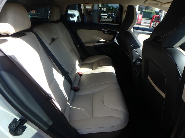 Used Volvo V60 2025 for sale - 76037485: Photo 10