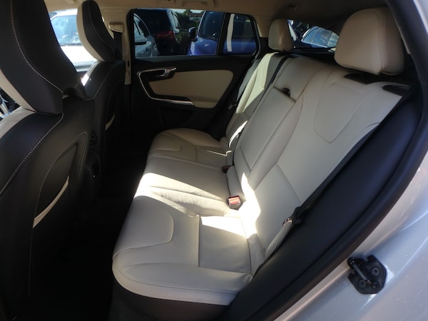 Used Volvo V60 2025 for sale - 76037485: Photo 11