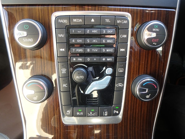 Used Volvo V60 2025 for sale - 76037485: Photo 17
