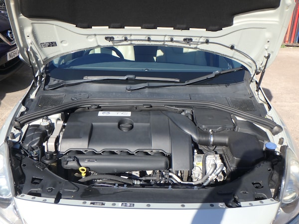 Used Volvo V60 2025 for sale - 76037485: Photo 25