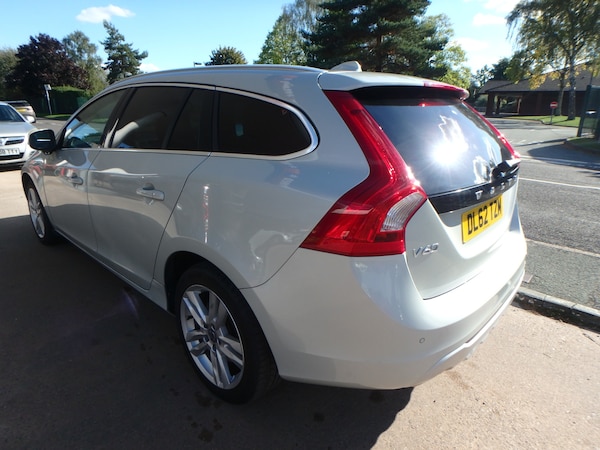 Used Volvo V60 2025 for sale - 76037485: Photo 5