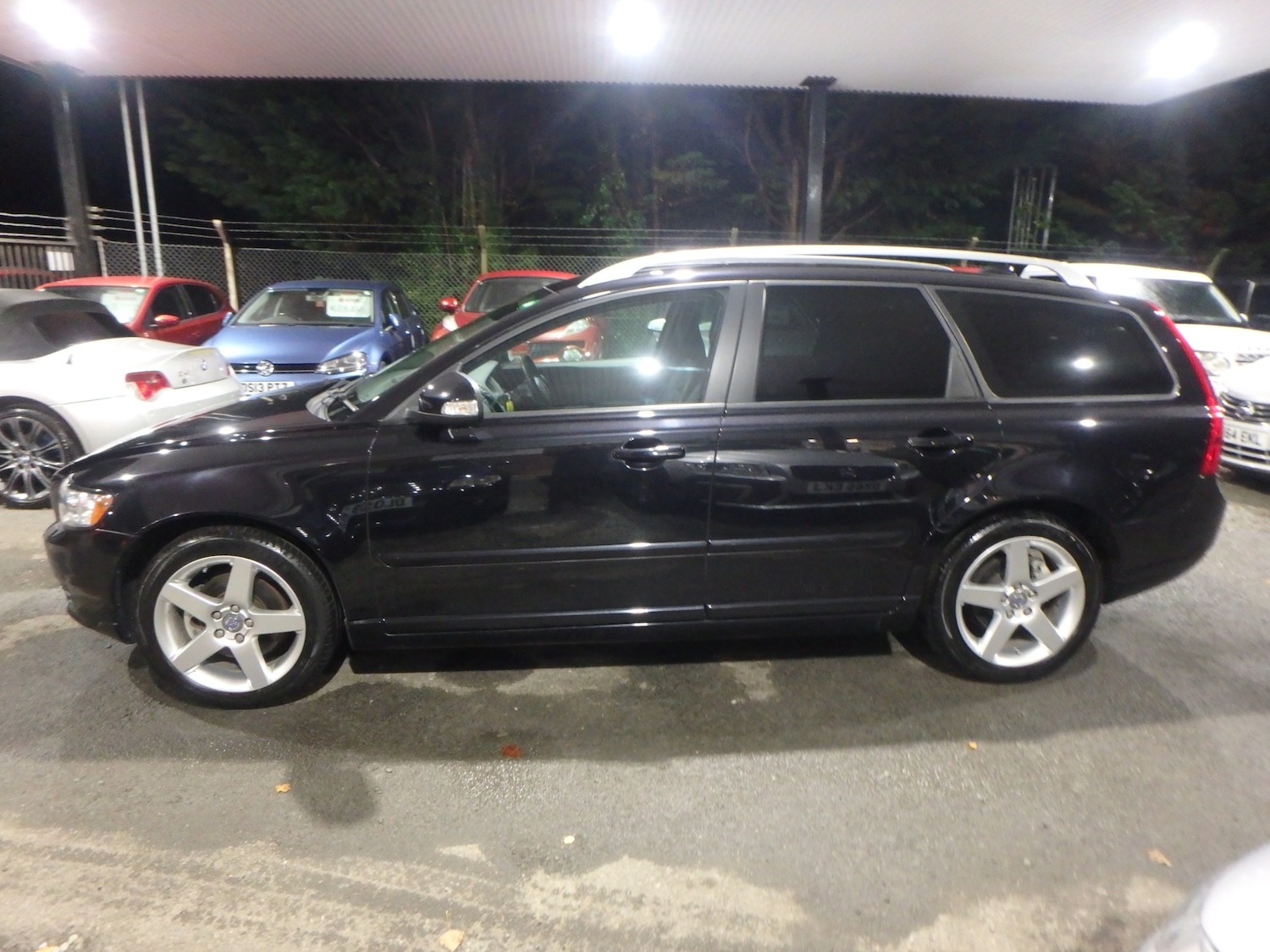 Used Volvo V50 2025 for sale - 76567875: Photo 4