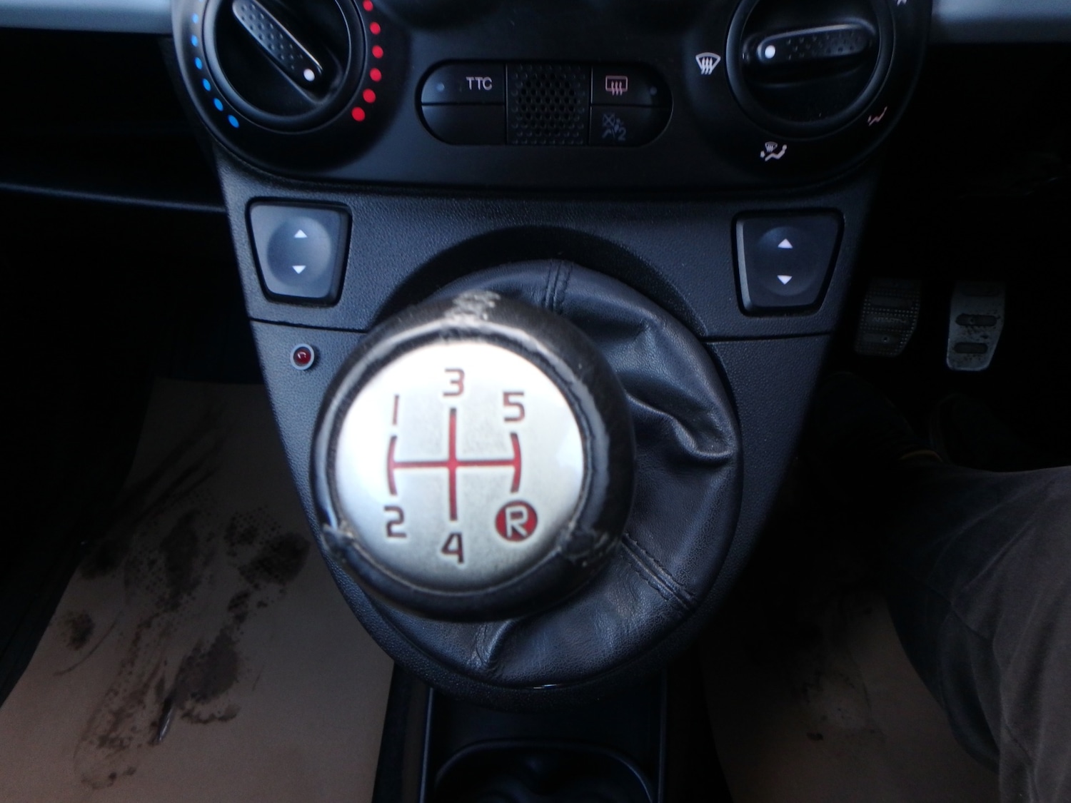 Used Abarth 500 2015 for sale - 76565405: Photo 18