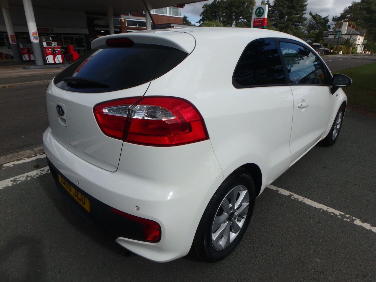 Used Kia Rio 2015 for sale - 75418435: Photo 7