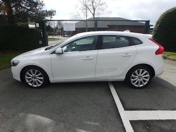 Used Volvo V40 2015 for sale - 78000636: Photo
