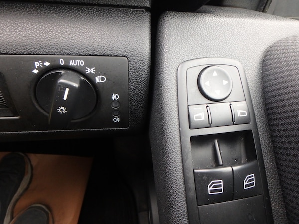 Used Mercedes-Benz A-Class 2009 for sale - 76209161: Photo 20