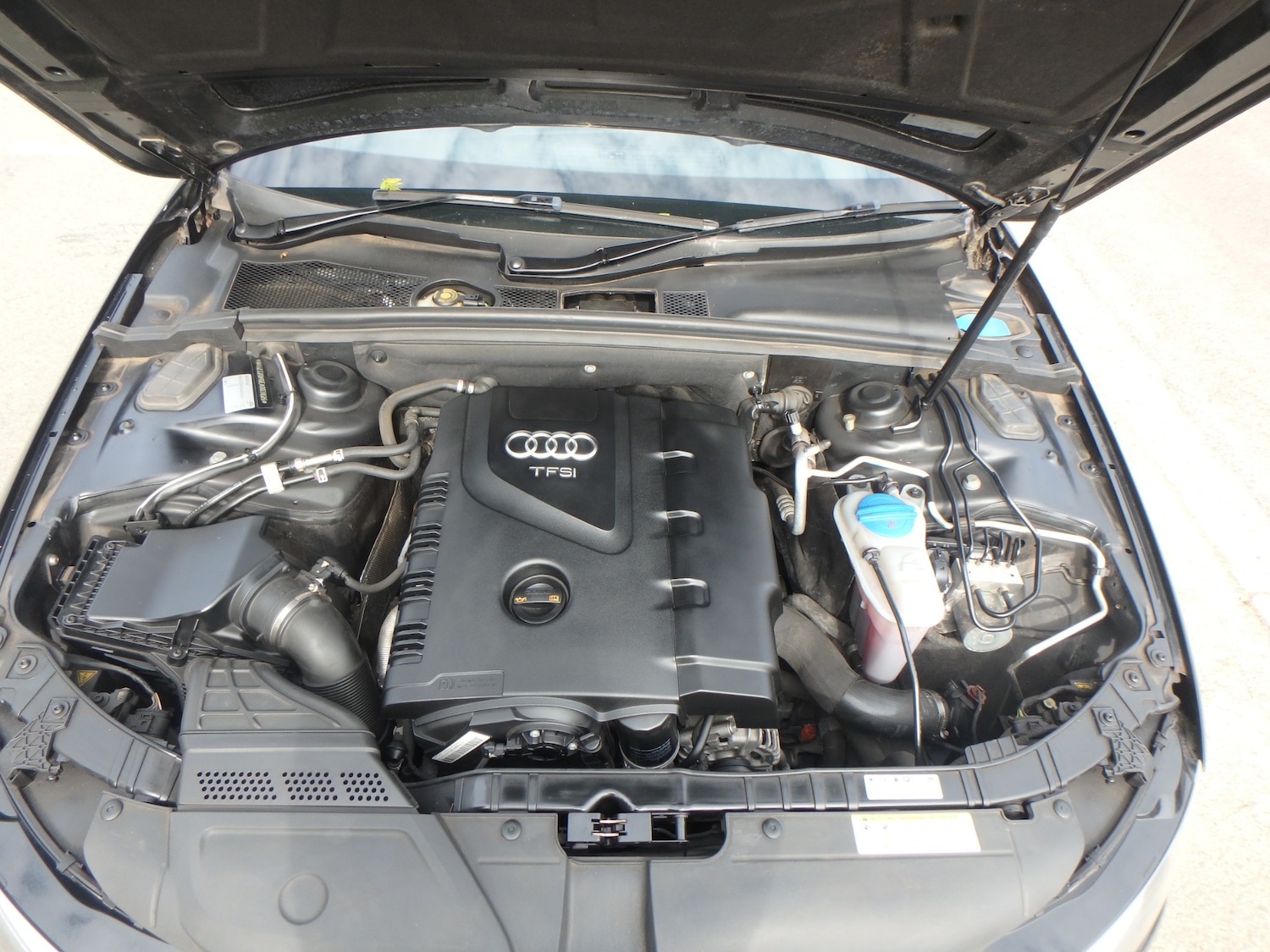 Vehicle 28