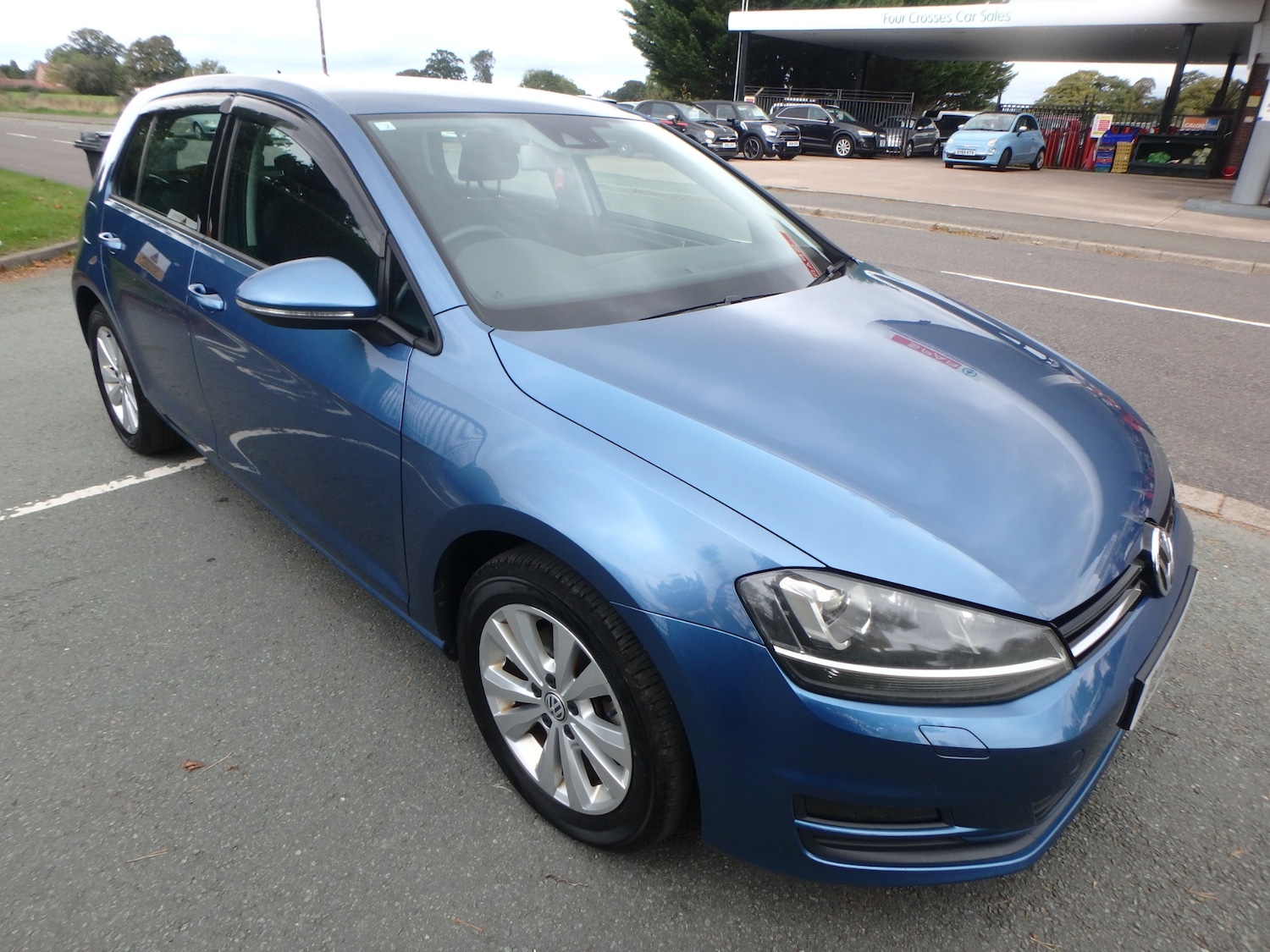 Used Volkswagen Golf 2025 for sale - 76193441: Photo 1