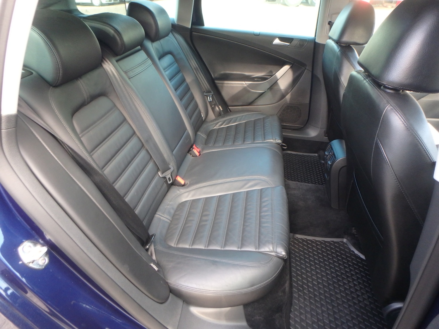 Used Volkswagen Passat 2024 for sale - 76392340: Photo 13