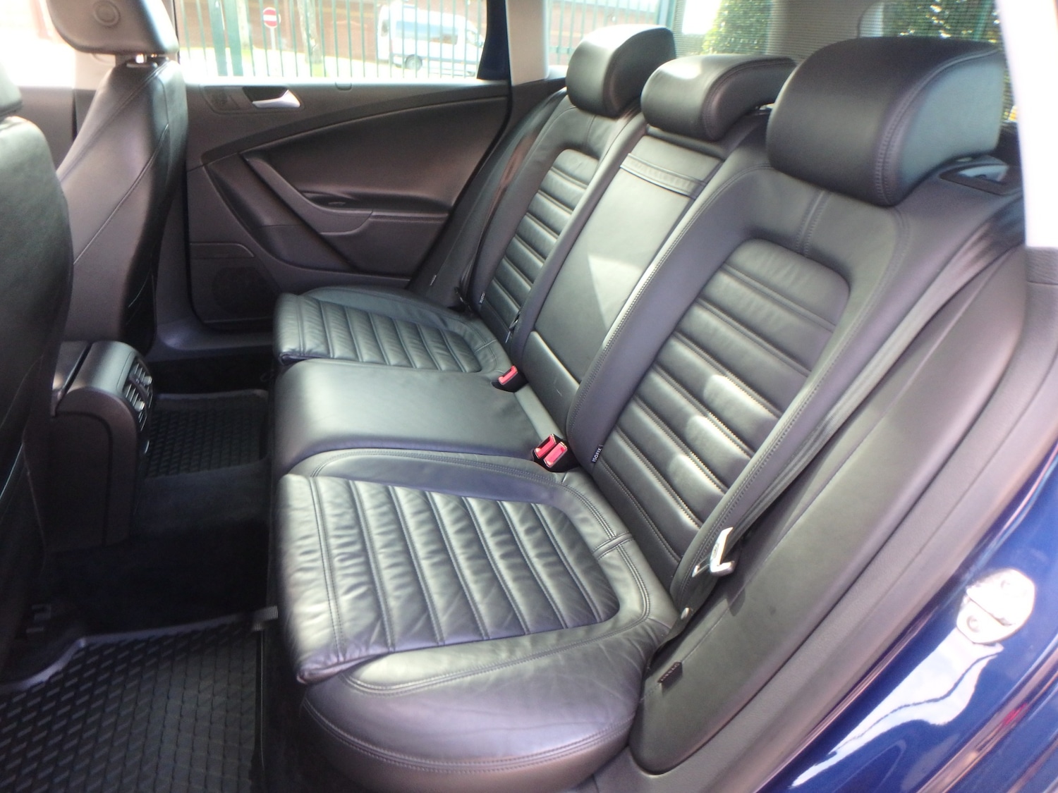 Used Volkswagen Passat 2024 for sale - 76392340: Photo 14