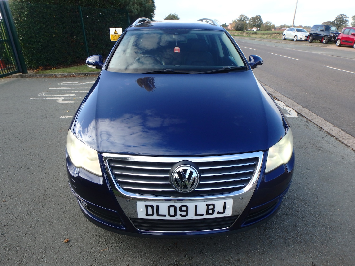 Used Volkswagen Passat 2024 for sale - 76392340: Photo 2