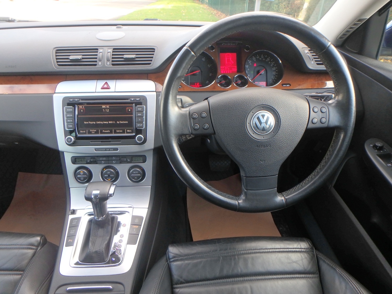 Used Volkswagen Passat 2024 for sale - 76392340: Photo 30