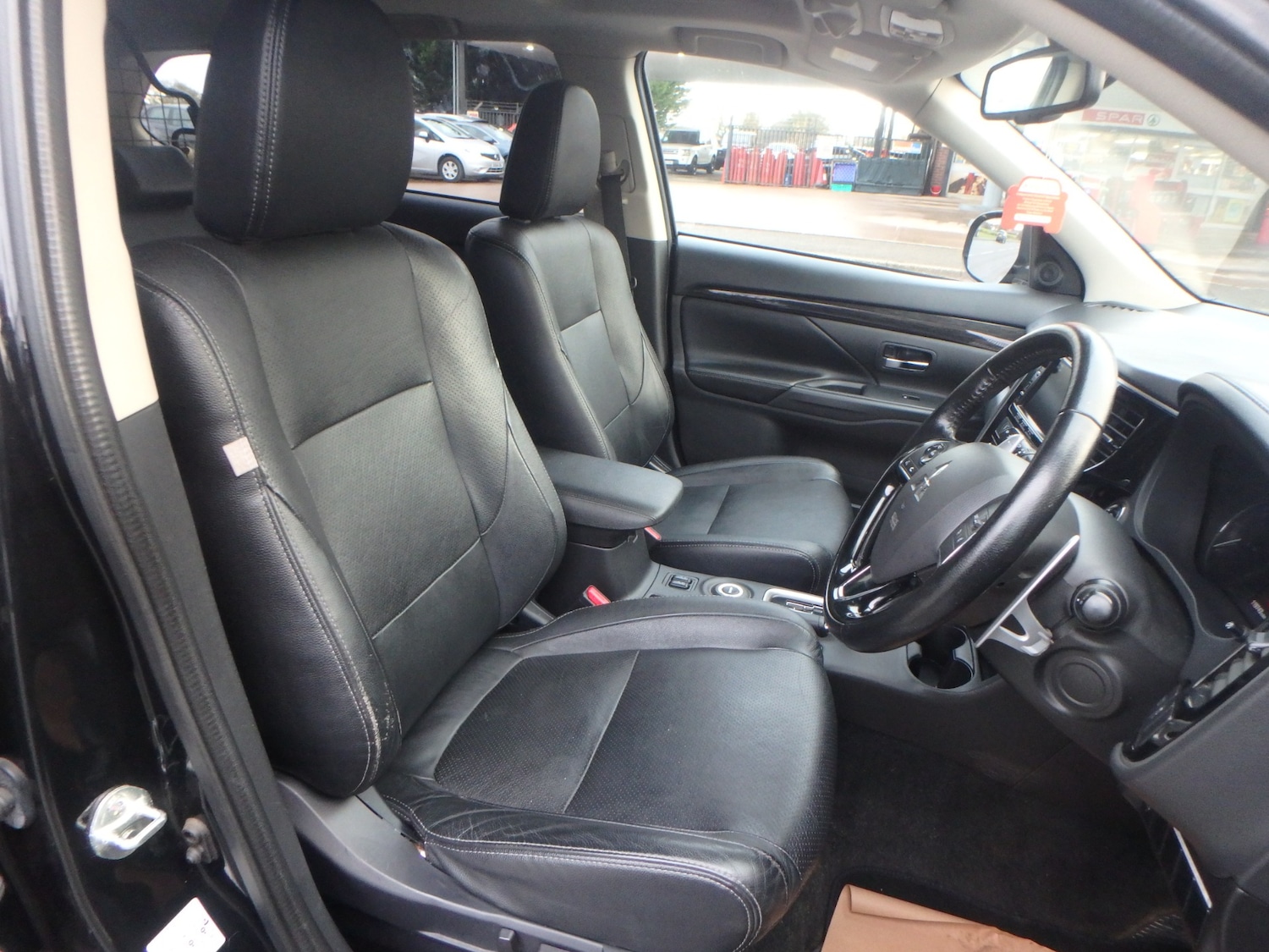 Used Mitsubishi Outlander 2016 for sale - 76918726: Photo 16